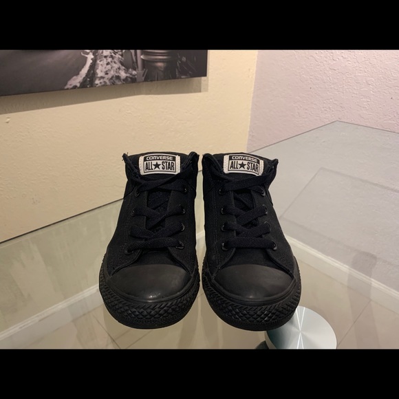 converse kids size 4